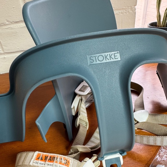 Stokke Tripp Trapp Baby Set- Fjord Blue - Picture 4 of 5